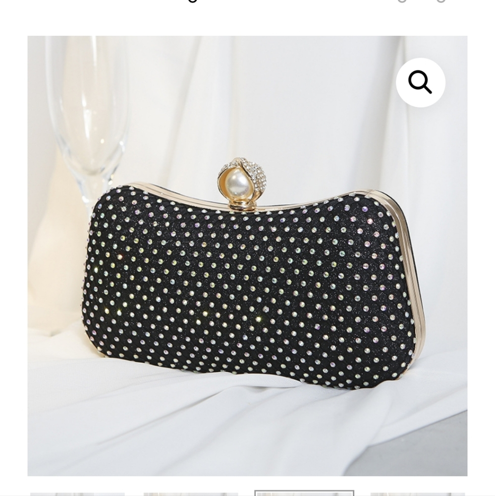 CHIC PEARL EVENING BAG